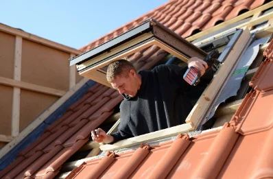 Pose de fenêtres de toit Velux à Machine